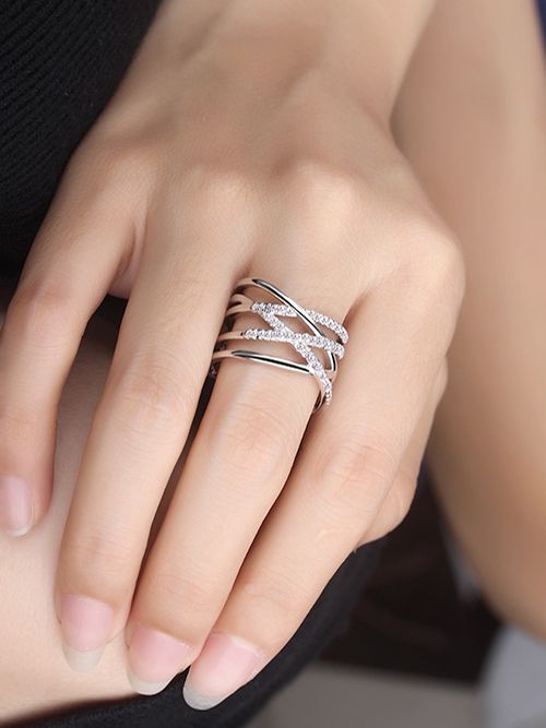 Ardent Crisscross Adjustable American Diamond Ring