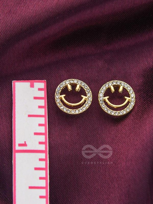 Gracious Grins- Rhinestones Studded Golden Earrings