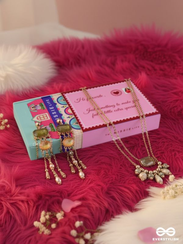 THE MISSIE LIFE - MEADOW GLOW – STATEMENT EARRINGS & NECKLACE JEWELLERY SET