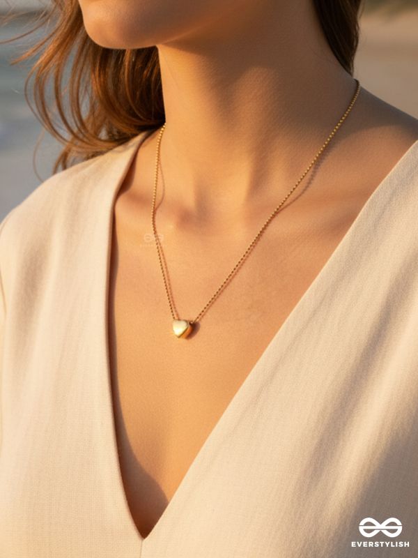 HEART VELORA –  STAINLESS STEEL 18K GOLD PLATED ANTI-TARNISH HEART NECKLACE 