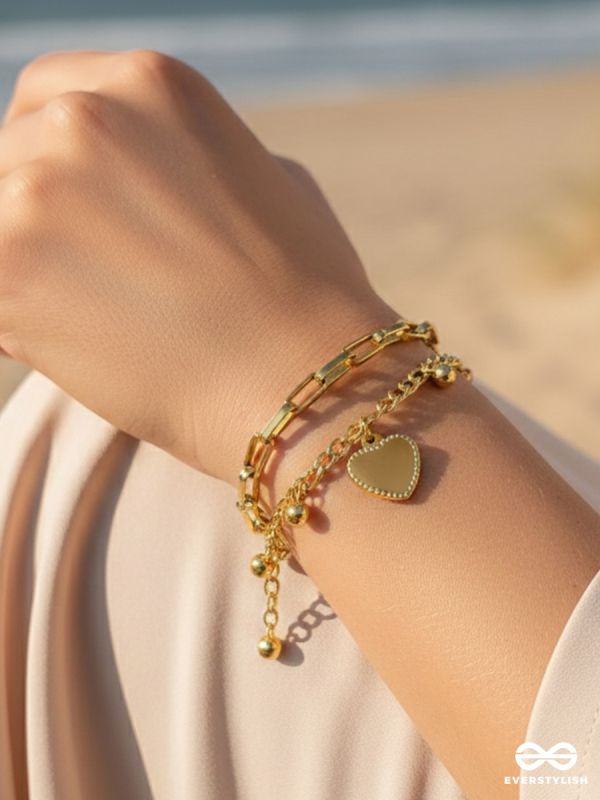 GIORA ITALIA - CUPID LINKS –  STAINLESS STEEL 18K GOLD PLATED ANTI-TARNISH HEART CHARM BRACELET 