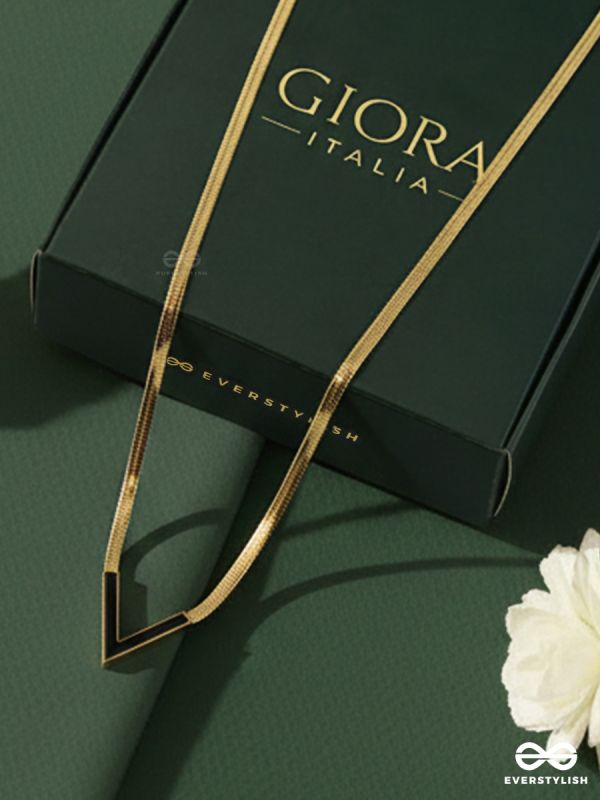 GIORA ITALIA - VERTICA LUXE –  STAINLESS STEEL 18K GOLD PLATED ANTI-TARNISH V PENDANT NECKLACE