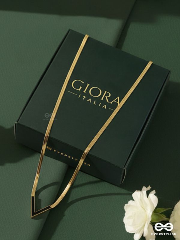 GIORA ITALIA - VERTICA LUXE –  STAINLESS STEEL 18K GOLD PLATED ANTI-TARNISH V PENDANT NECKLACE