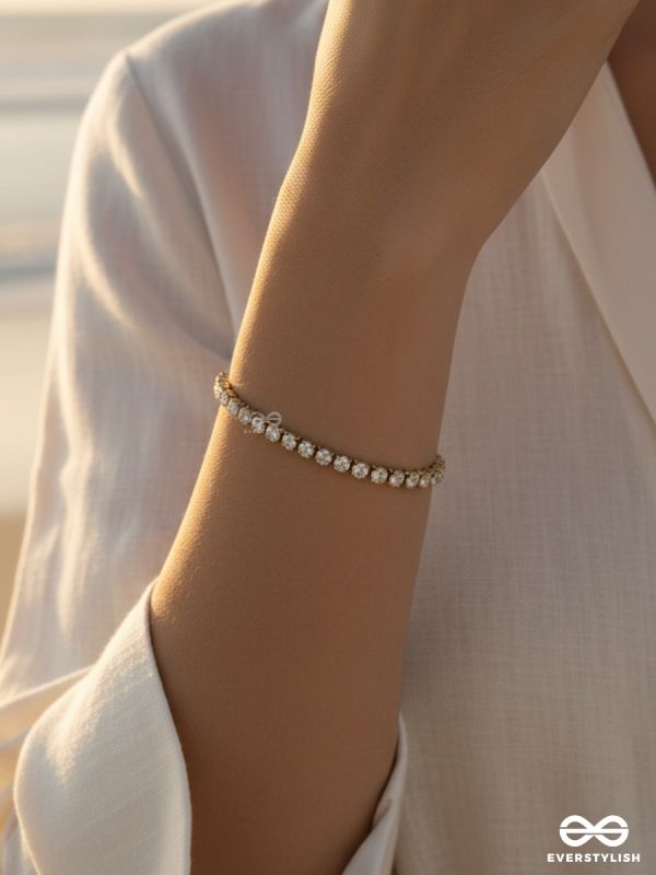 GIORA ITALIA - THE LUMINOUS GLOW -  STAINLESS STEEL 18K GOLD PLATED ANTI-TARNISH TENNIS BRACELET