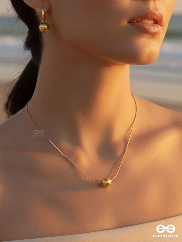 GIORA ITALIA - THE LUMI ORB –  STAINLESS STEEL 18K GOLD PLATED ANTI-TARNISH EARRINGS AND NECKLACE JEWELLERY SET