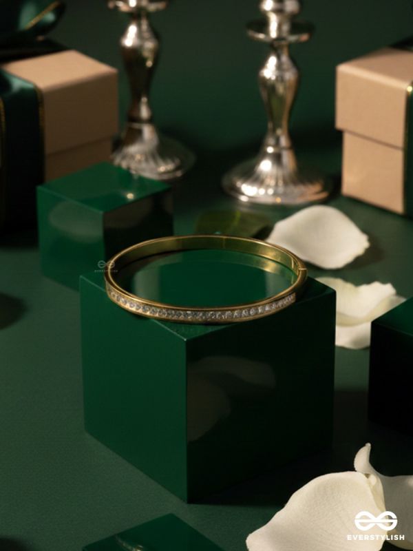 GIORA ITALIA - VALÉRA –  STAINLESS STEEL 18K GOLD PLATED ANTI-TARNISH TIMELESS STONE BRACELET