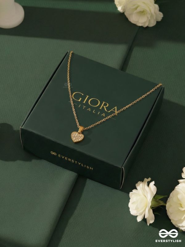 HEART DUST – STAINLESS STEEL 18K GOLD PLATED ANTI-TARNISH PAVÉ HEART PENDANT NECKLACE