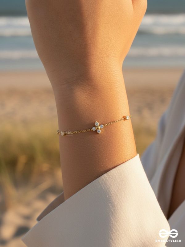 DEWY GLOW – STAINLESS STEEL 18K GOLD PLATED ANTI-TARNISH MINIMAL CHAIN BRACELET