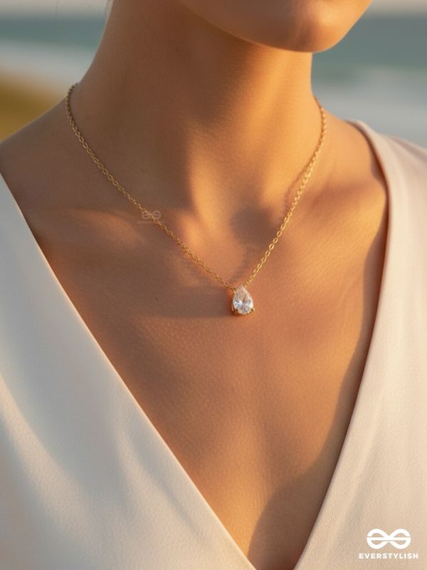 VIRELIA – STAINLESS STEEL 18K GOLD PLATED ANTI-TARNISH CUBIC ZIRCONIA STONE PENDANT NECKLACE