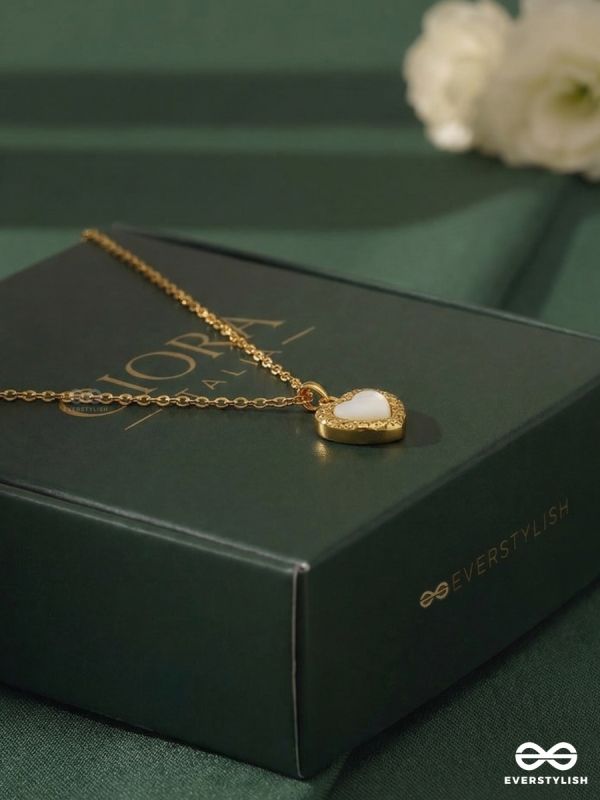 HEART EMBLEM – STAINLESS STEEL 18K GOLD PLATED ANTI-TARNISH HEART PENDANT NECKLACE