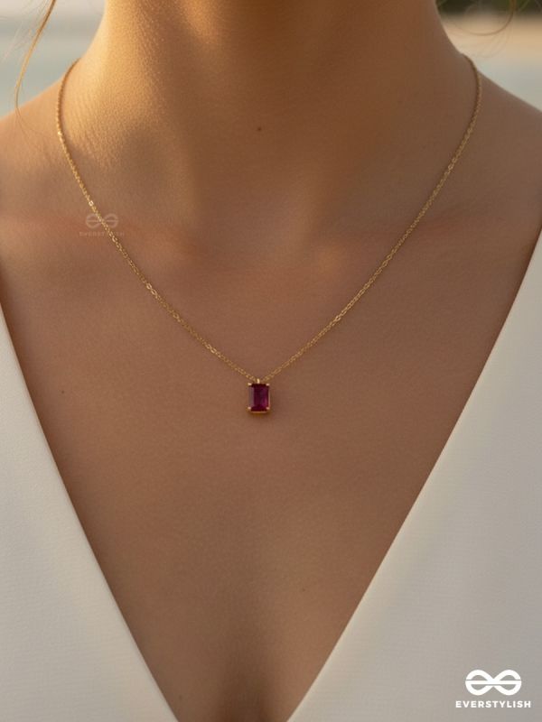 SCARLET MARK – STAINLESS STEEL 18K GOLD PLATED ANTI-TARNISH RED STONE PENDANT NECKLACE