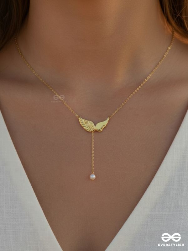 SERAPH DROP – STAINLESS STEEL 18K GOLD PLATED ANTI-TARNISH WING NECKLACE