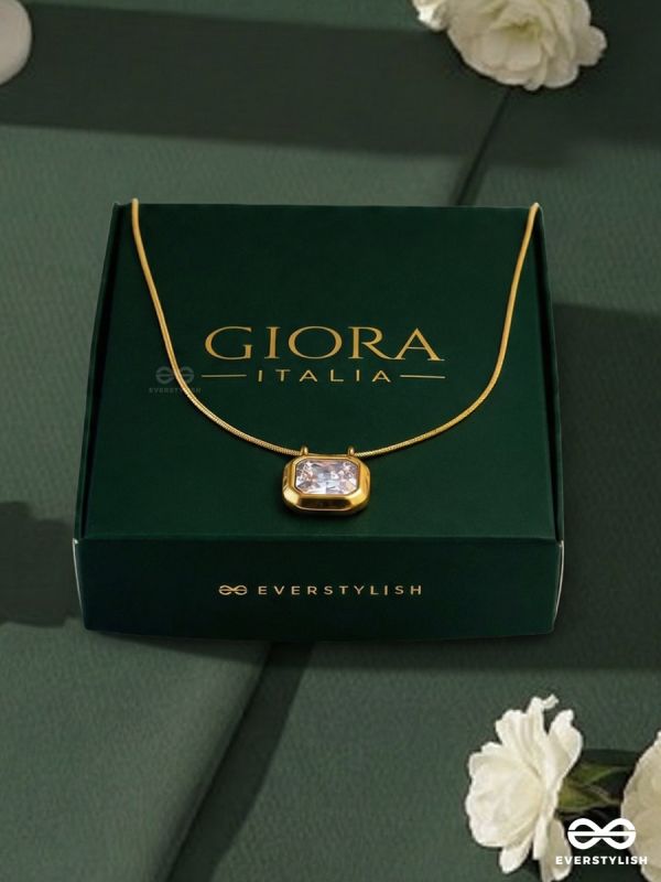 PRISMA CORE – STAINLESS STEEL 18K GOLD PLATED ANTI-TARNISH STONE PENDANT NECKLACE