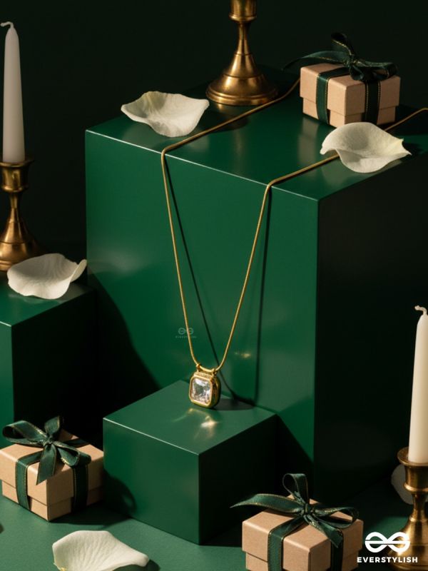 PRISMA CORE – STAINLESS STEEL 18K GOLD PLATED ANTI-TARNISH STONE PENDANT NECKLACE