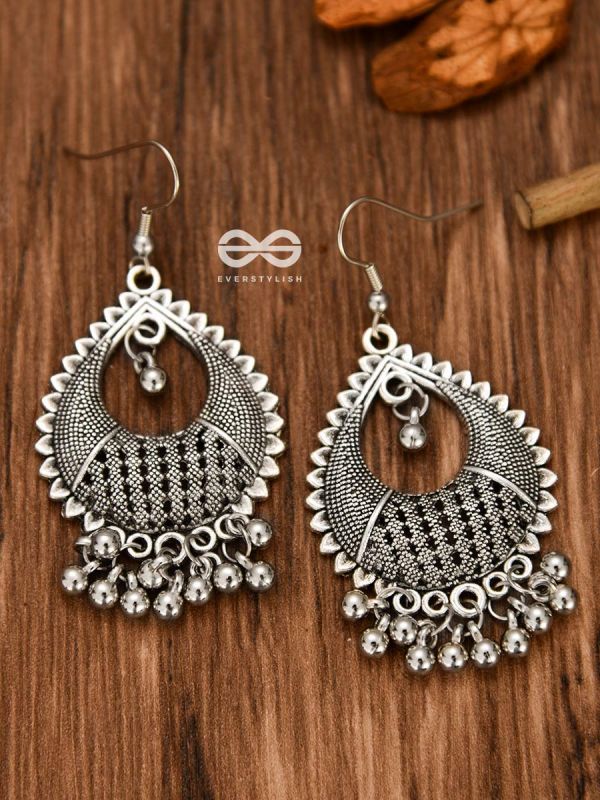 The Intricate Mesh Droplets (Silver) - Oxidised Boho Earrings