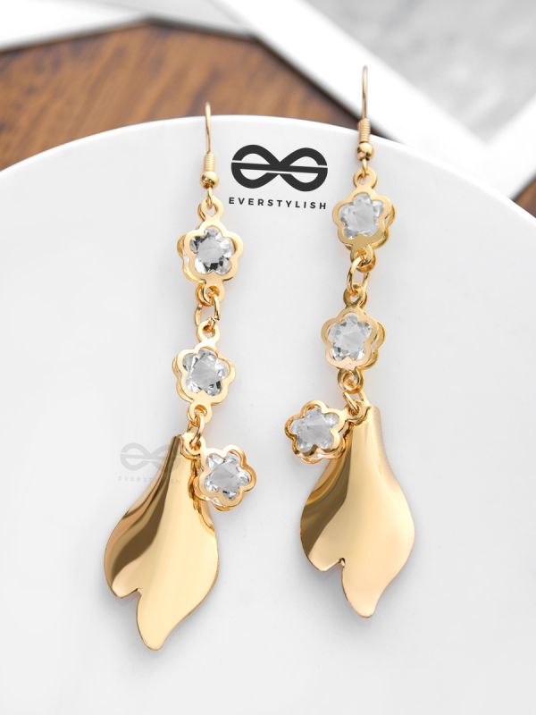 The Star Studded Shimmer - The Golden Charm Collection