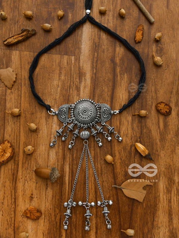 The Bohemian Chic Artwork Statement Choker