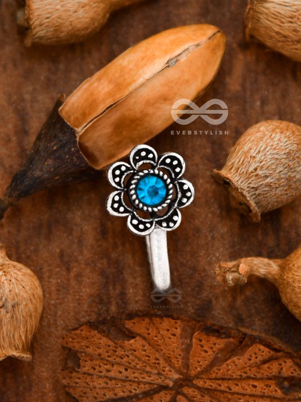 The Floral Delight - Embellished Non-pierced Nosepin (Shimmery Blue)