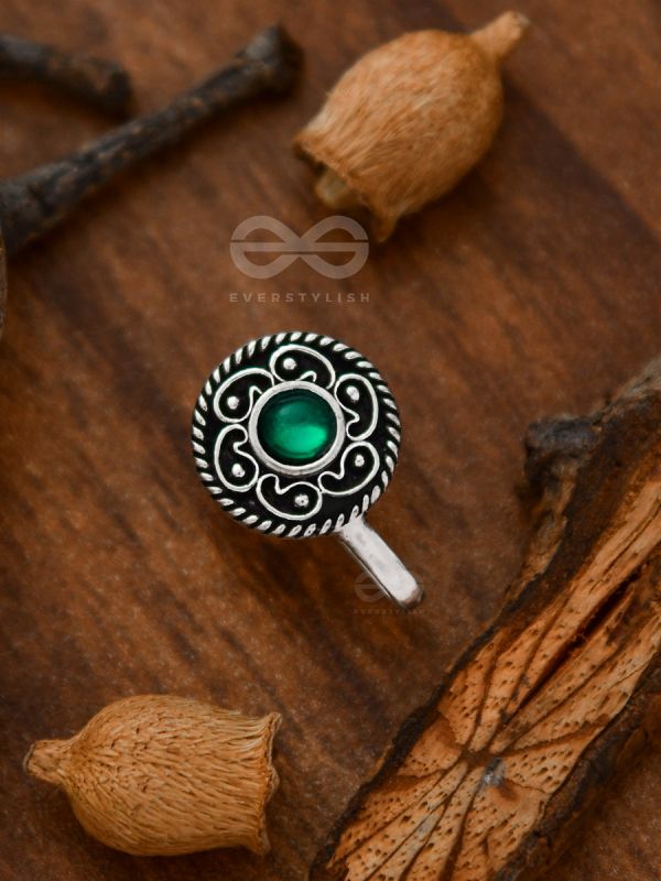 THE ARTSY MOTIFS - NON-PIERCED NOSEPIN (GREEN)