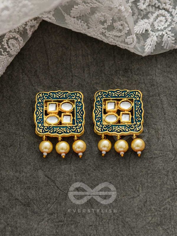 The Windows of Opulence - Set of Statement Choker and Earrings( PINE)