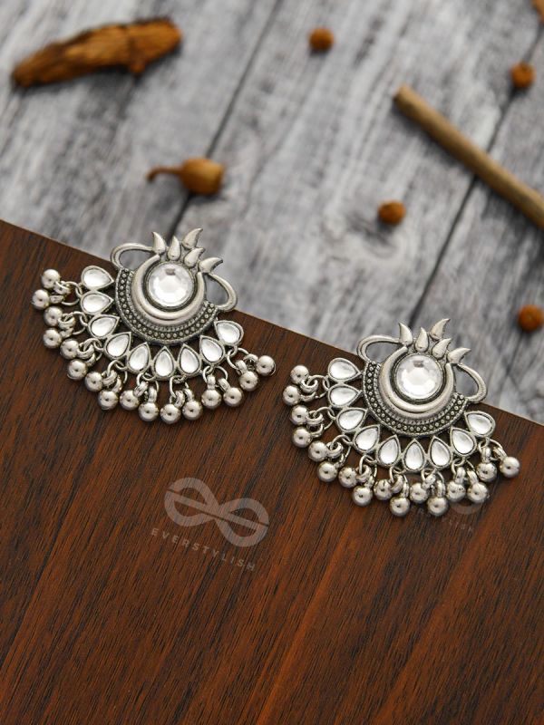 A Bohemian Tale - Embellished Oxidised Earrings (White)