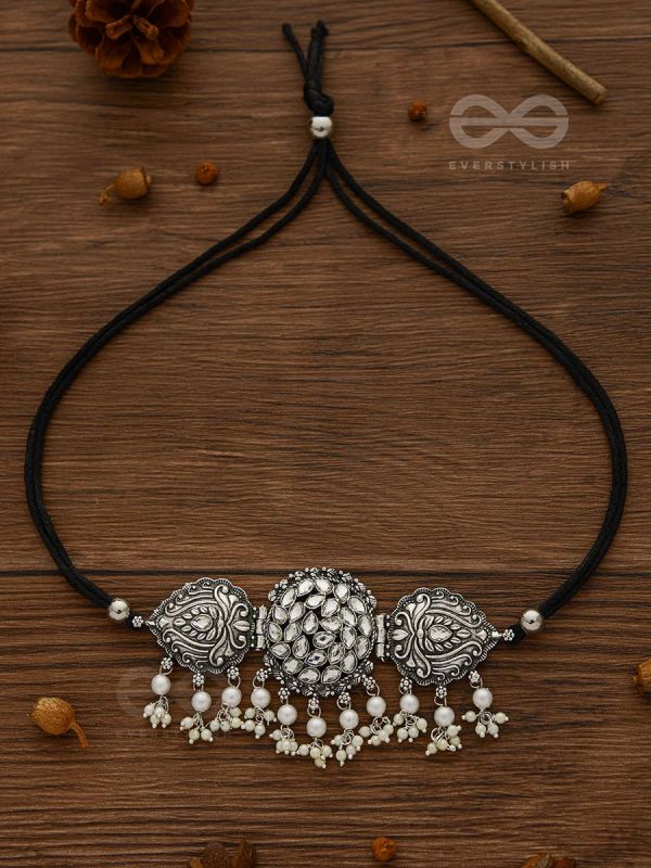The Intricate Epitome - Embellished Oxidised Set of Choker and Earrings (White)
