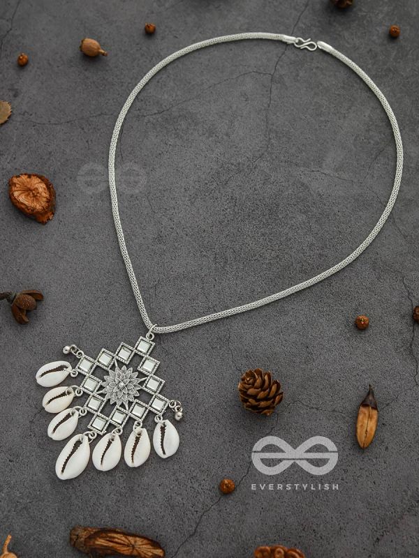 The Shell-Shocked Geometry - Silver Statement Oxidised Neckpiece