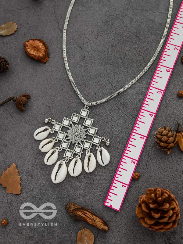 The Shell-Shocked Geometry - Silver Statement Oxidised Neckpiece