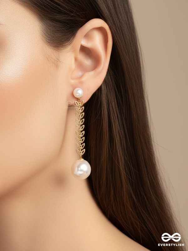 The Dewy Fir- Golden Pearl Earrings