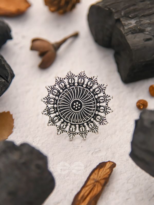 The Foggy Floret - Oxidised Statement Ring
