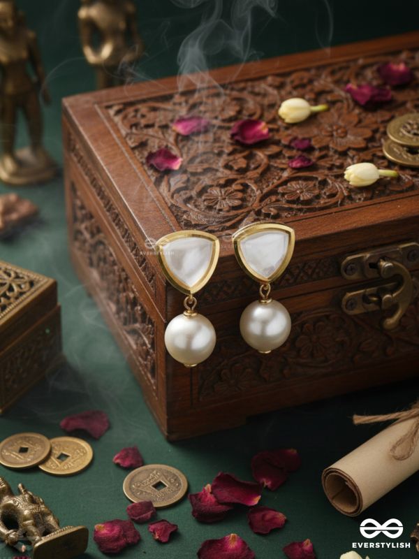 Adesa - Stellar Mirage - Golden Embellished Polki And Kundan Earrings