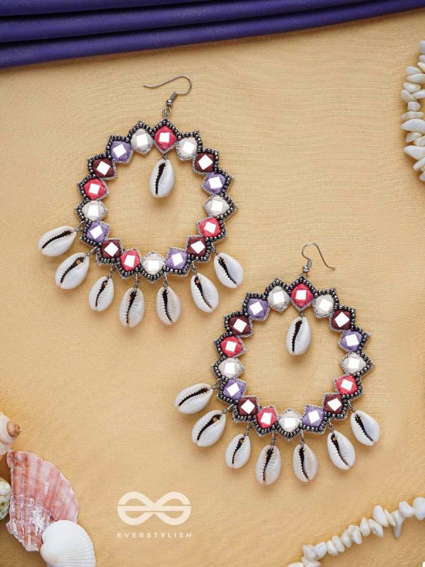 Drumalaya - Magical Sea Shells - Mirror And Shells Hand Embroidered Earrings