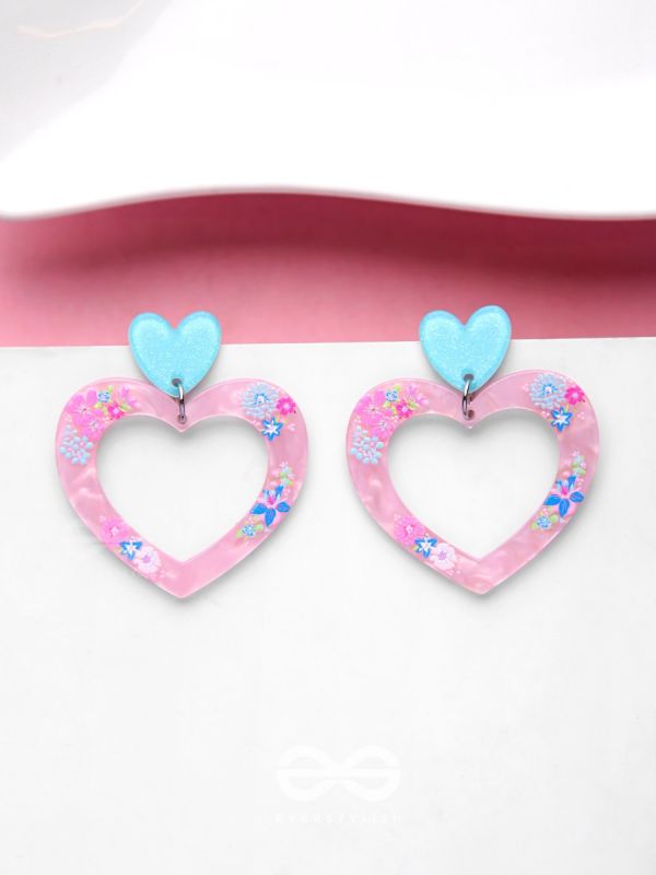 FALLIN' IN LOVE - PINK AND BLUE ACRYLIC EARRINGS