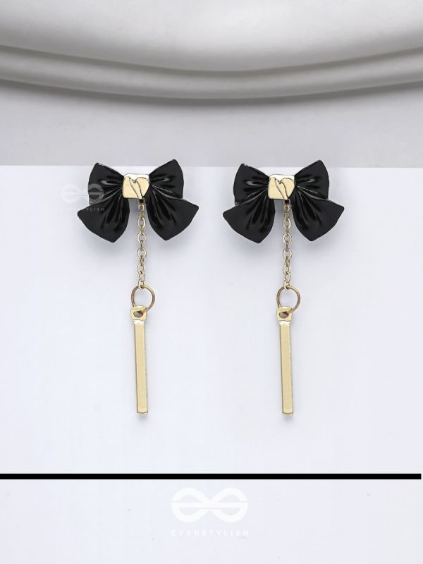 MIDNIGHT BOW - GOLDEN EMBELLISHED EARRINGS