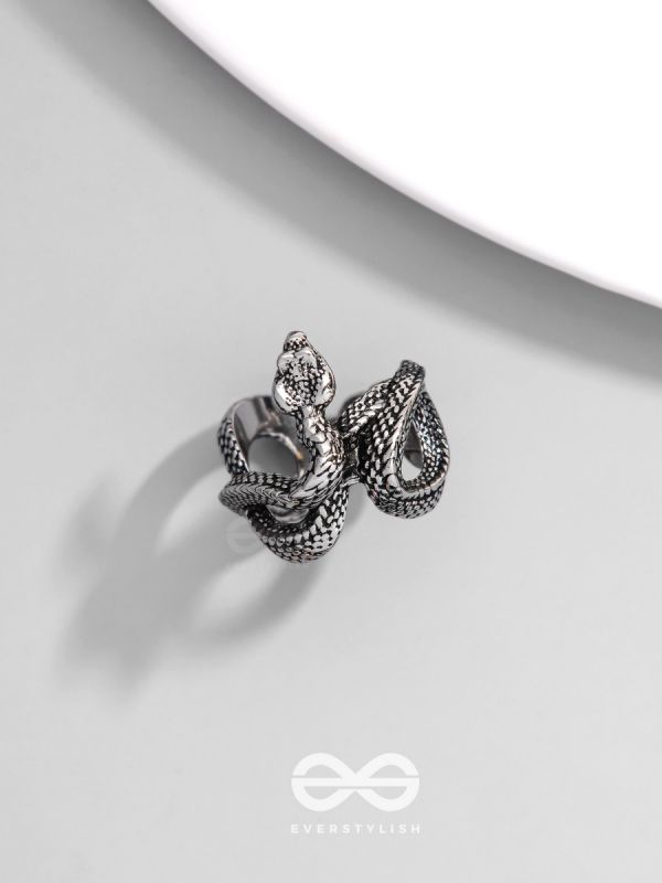 NIGHTSHADE BASILISK - STATEMENT SILVER RING (ADJUSTABLE)
