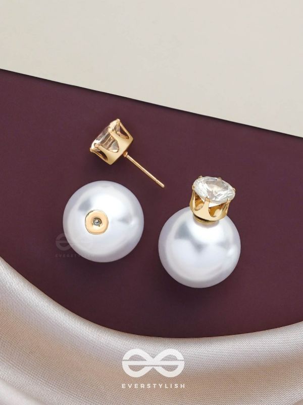 A MYSTIC PEARL - GOLDEN EMBELLISHED EARRINGS (WHITE)