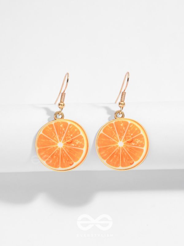 TROPICAL CITRUS ALLURE - GOLDEN EMBELISHED EARRINGS