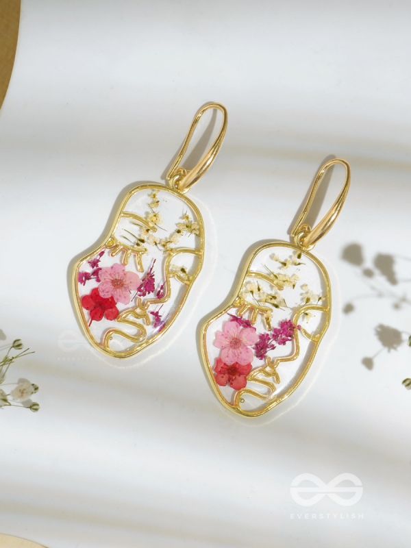 Rosie Reflections - Pressed Flower Resin Earrings