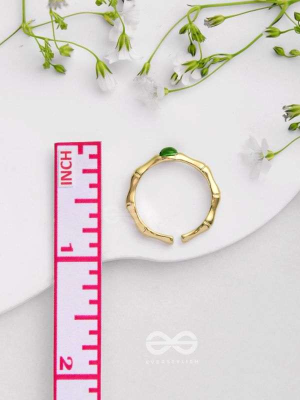 The Emerald Glow - Embellished Golden Ring