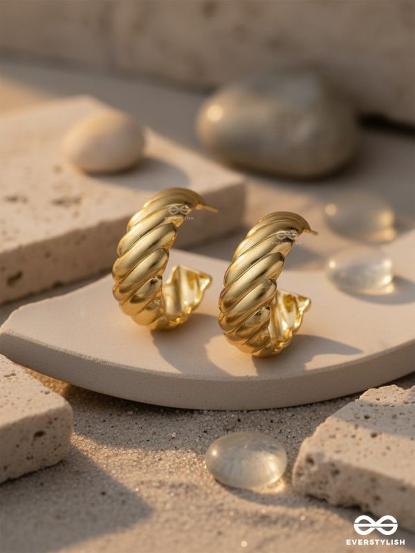 Jubilee Luster - Golden Earrings