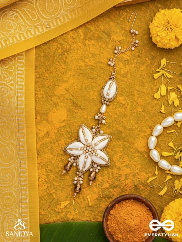 Stimit - The Cowrie Calm- Shells, Beads And Glass Drops Hand Embroidered Maangtika