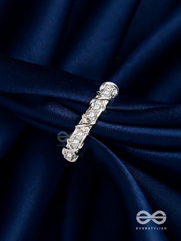 The Winter Frost - Silver Cubic Zirconia Ring (Adjustable)