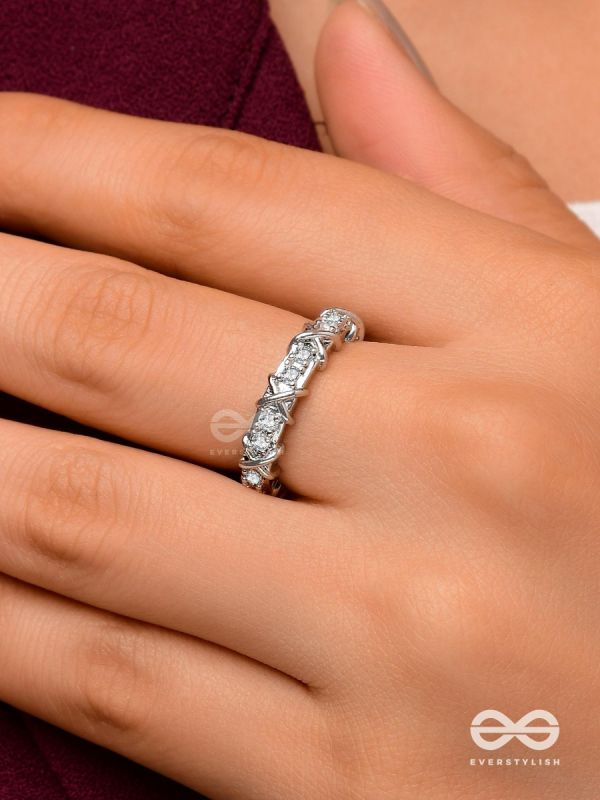 The Winter Frost - Silver Cubic Zirconia Ring (Adjustable)