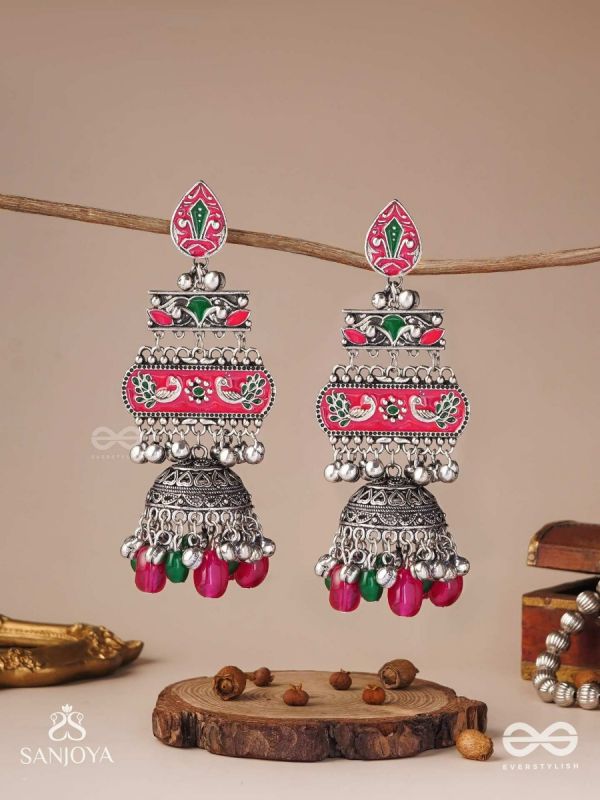 VAJRASHRINGARA-DIAMOND ADORNMENT-ENAMELLED OXIDISED MOTIFS SET ON SILVER METALWORK, EMBELLISHED WITH GLOSSY BEADS AND JHUMKAS