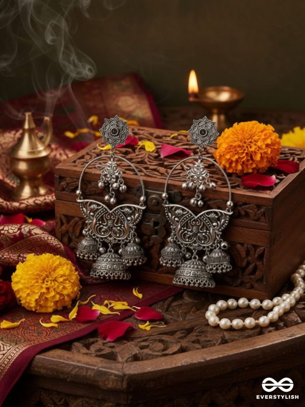  CHANDRAVALLARI-MOON VINE-SUBTLE SILVER CHANDBAALI ADORNED WITH GHUNGHROO'S