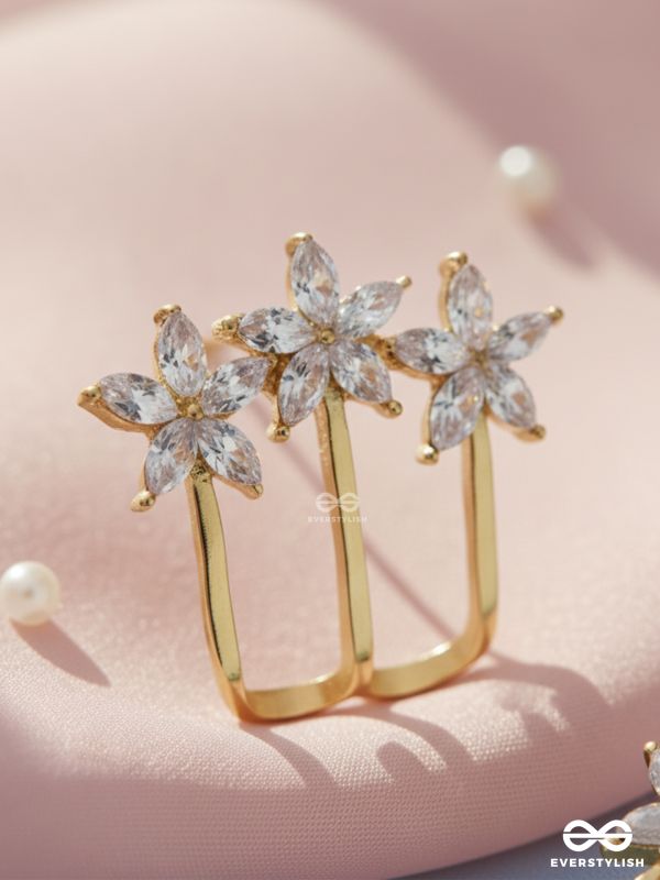 Queen’s delight - Crown shaped golden crystal studs 