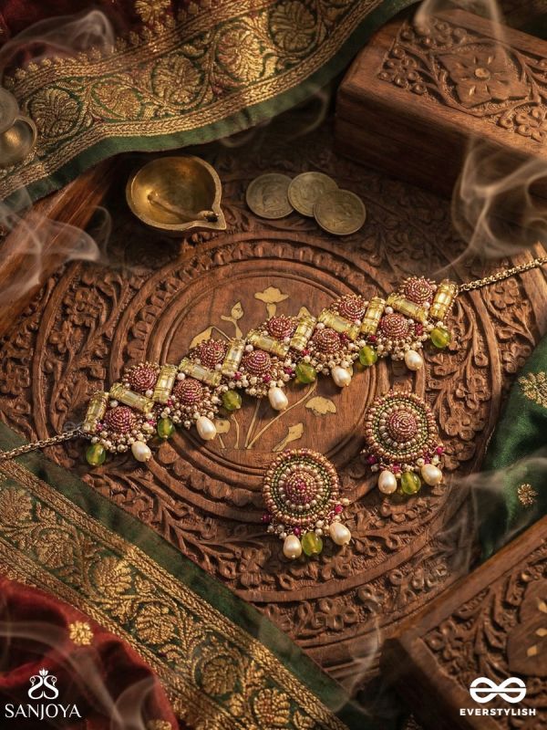 MANIMEKHALA - BEJEWELLED GIRDLE-CHOKER NECKPIECE & EARRINGS SET ADORNED WITH PINK AND GOLD GEMSTONES, BEADS AND DELICATE PEARL DROPS.