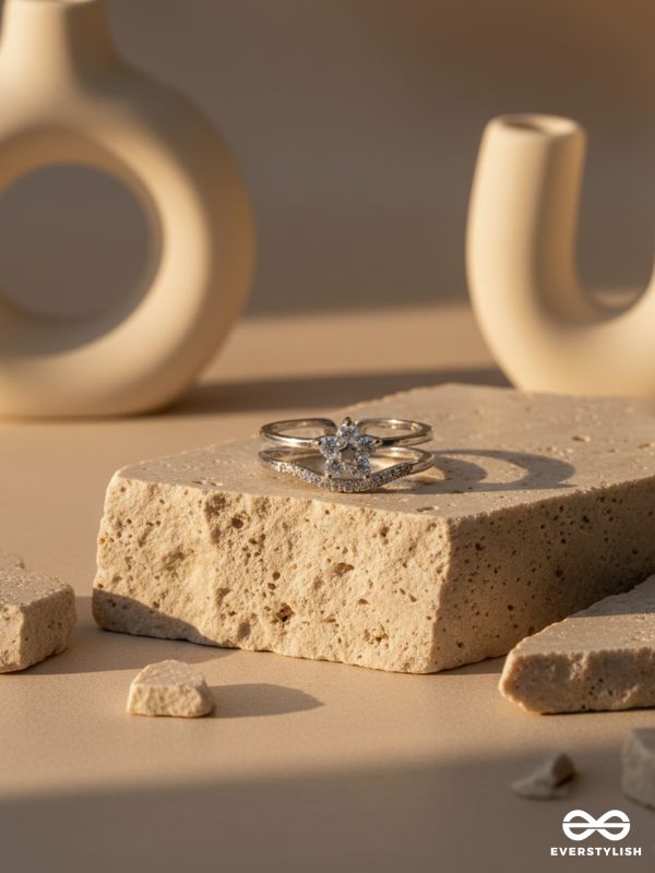 WINTER TWINKLE- DAINTY SNOWFLAKE RING WITH SPARKLING CUBIC ZIRCONIA