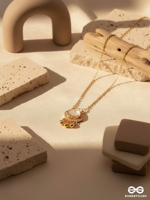 Aurora Charm - Embellished Statement Pendant