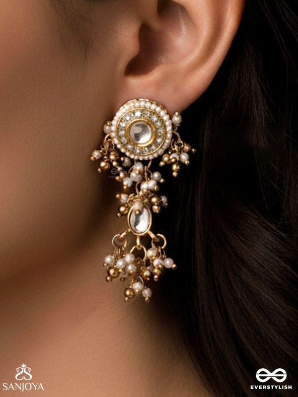 HIRANYA - GOLDEN GRACE - CLASSIC PEARLEARRINGS WITH DELICATE GOLD ACCENTS